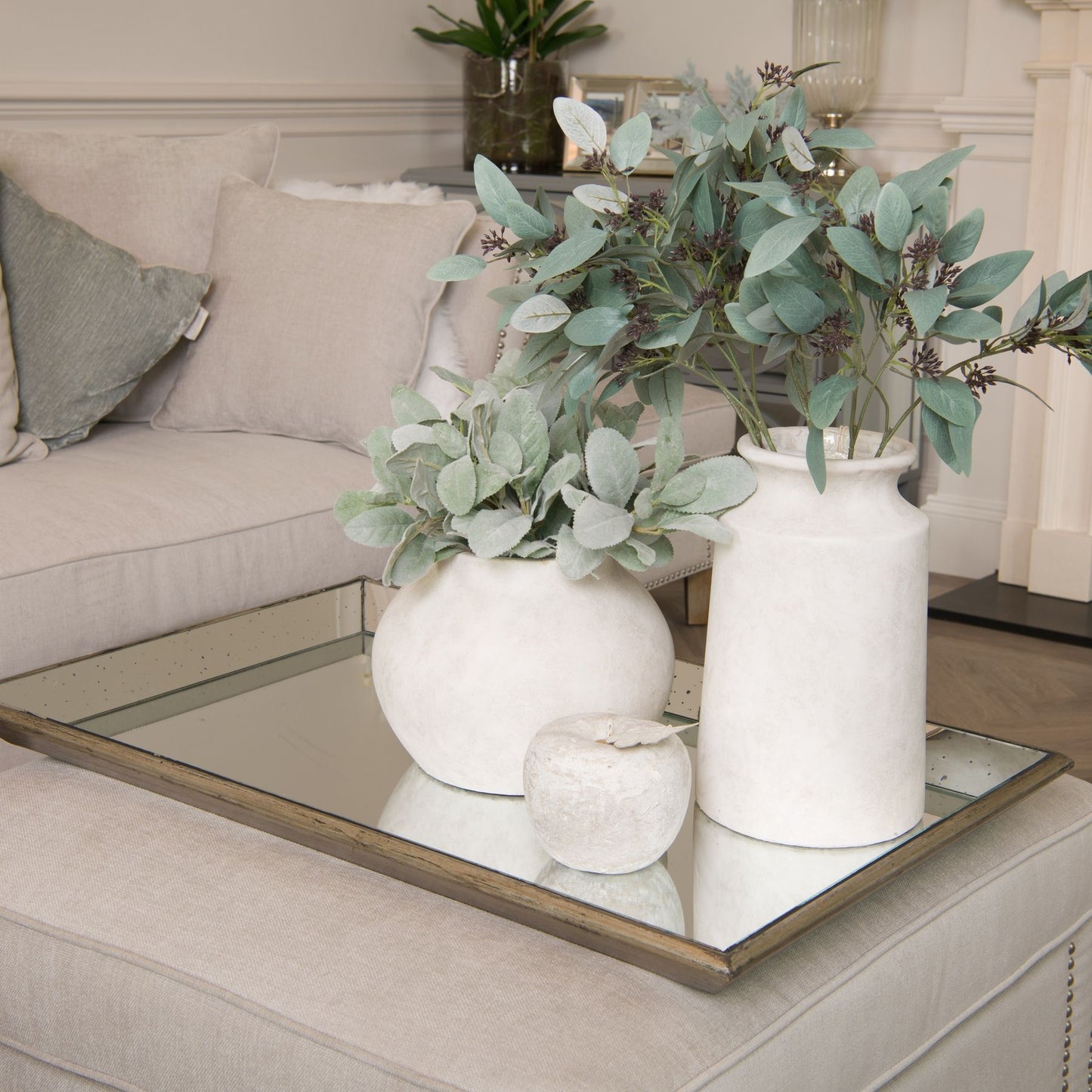 https://www.hill-interiors.com/images/giant/20309-d.jpg