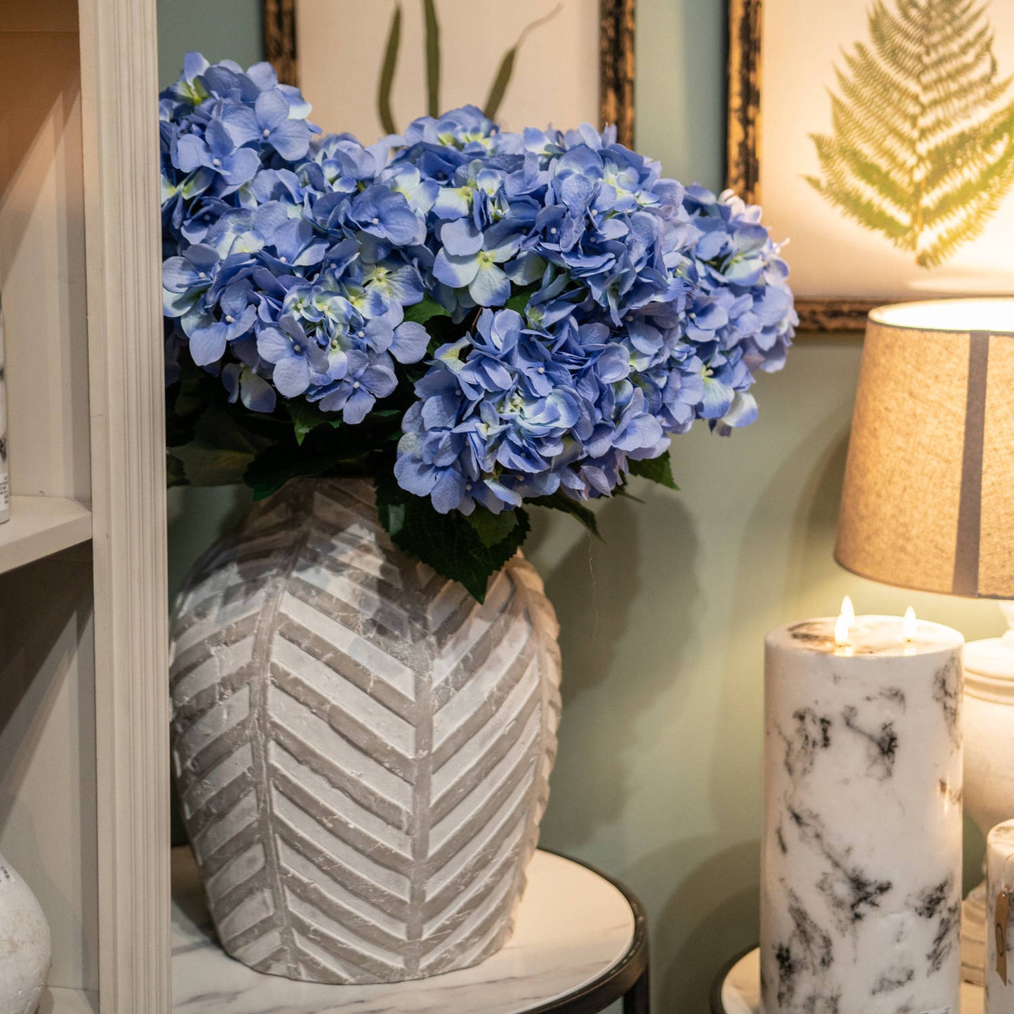 https://www.hill-interiors.com/images/giant/20722-b.jpg