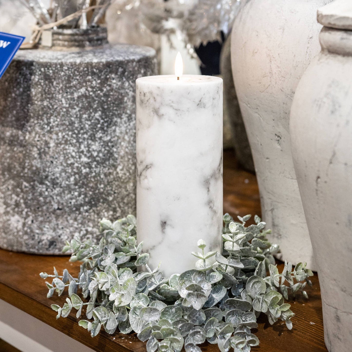 https://www.hill-interiors.com/images/giant/20883-b.jpg