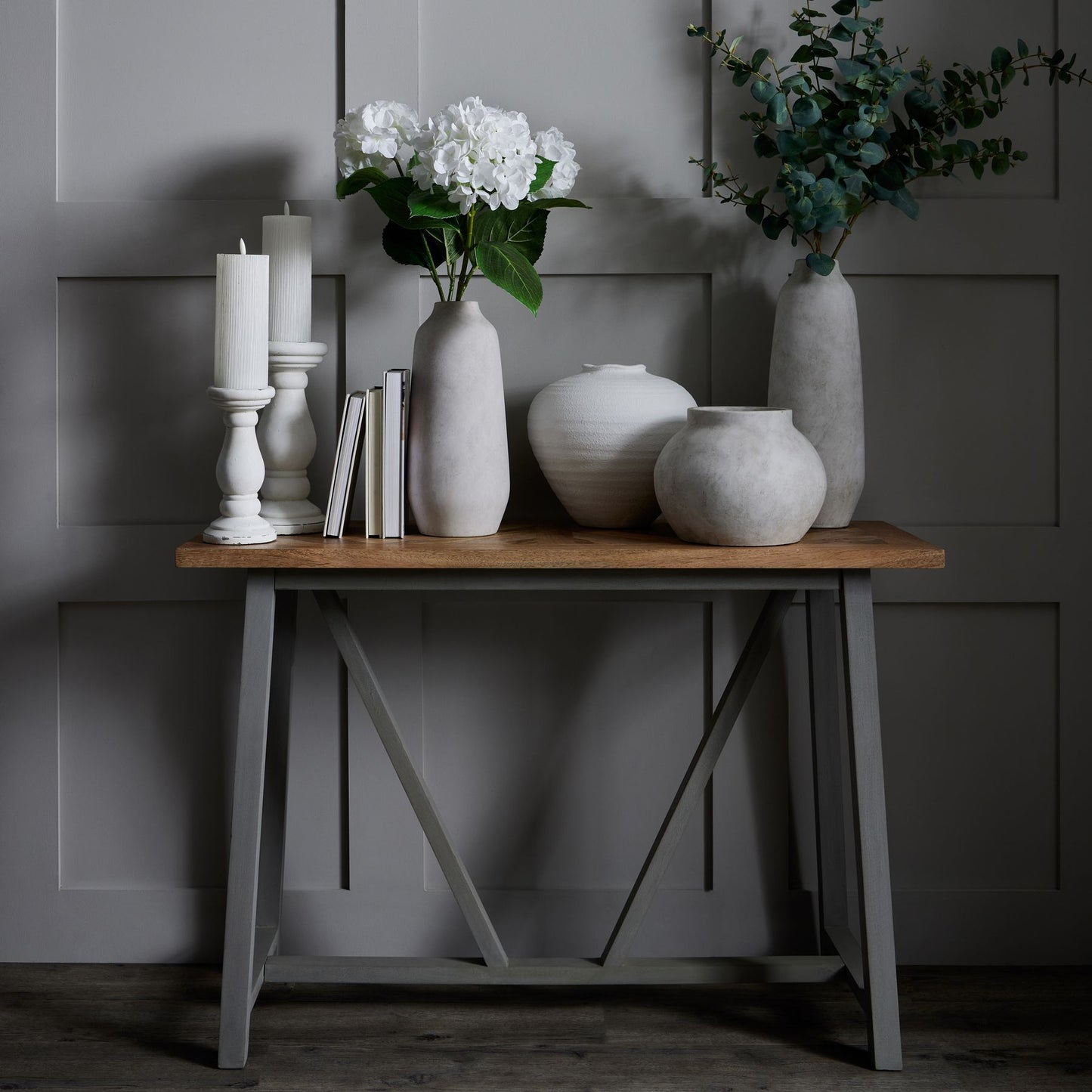 https://www.hill-interiors.com/images/giant/21362-c.jpg