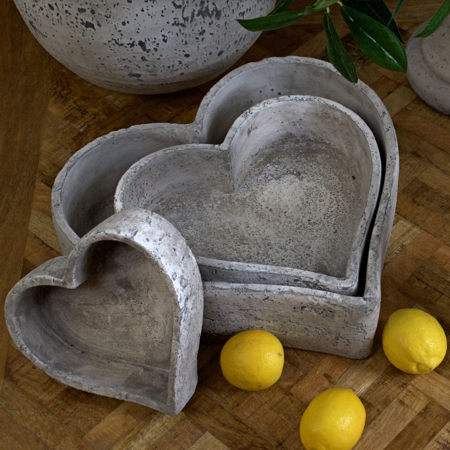 https://www.hill-interiors.com/images/giant/22252-c.jpg