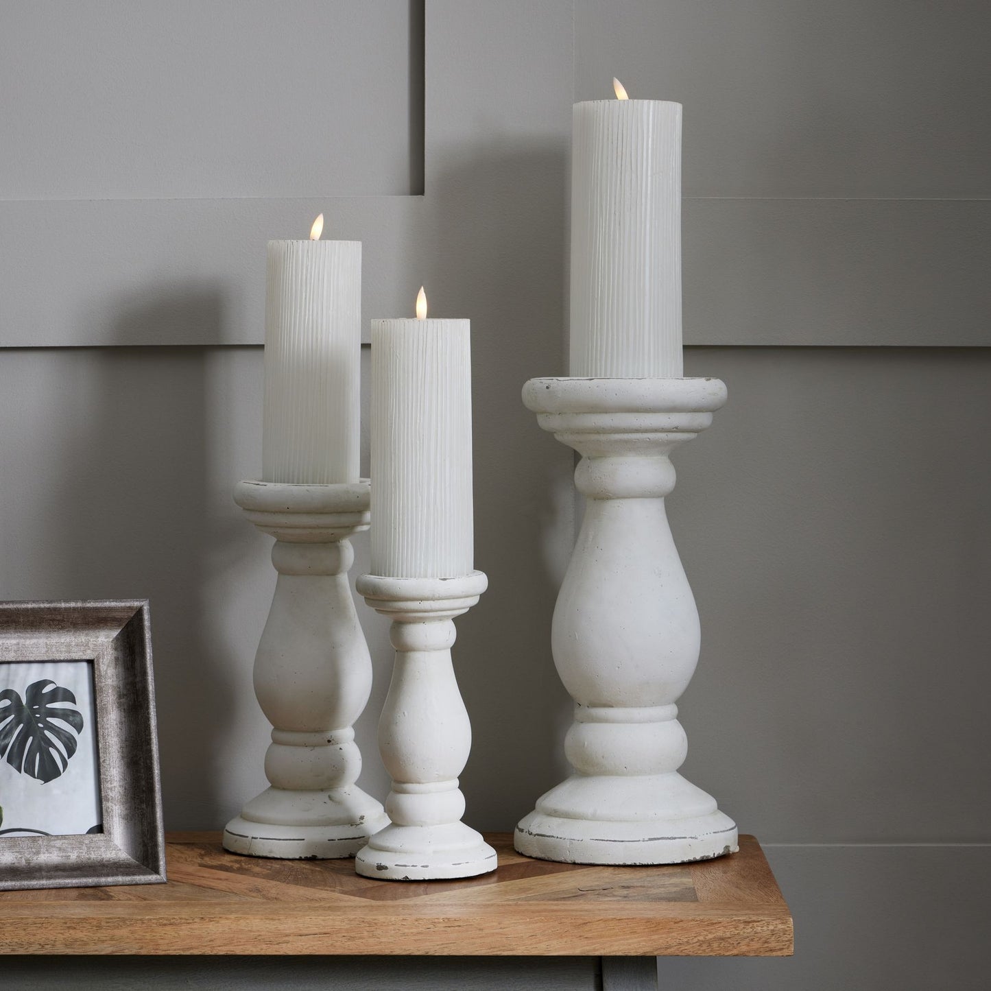 https://www.hill-interiors.com/images/giant/22259-c.jpg