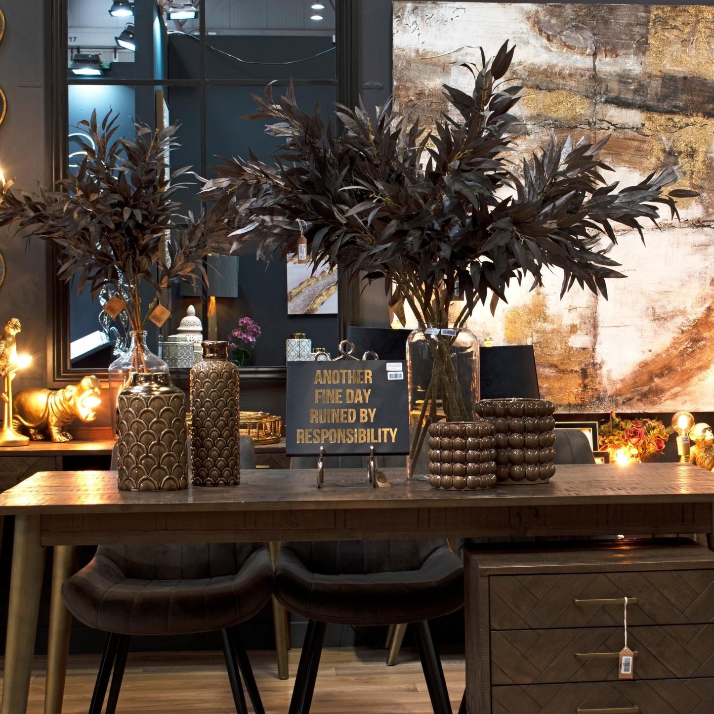 https://www.hill-interiors.com/images/giant/22347-b.jpg