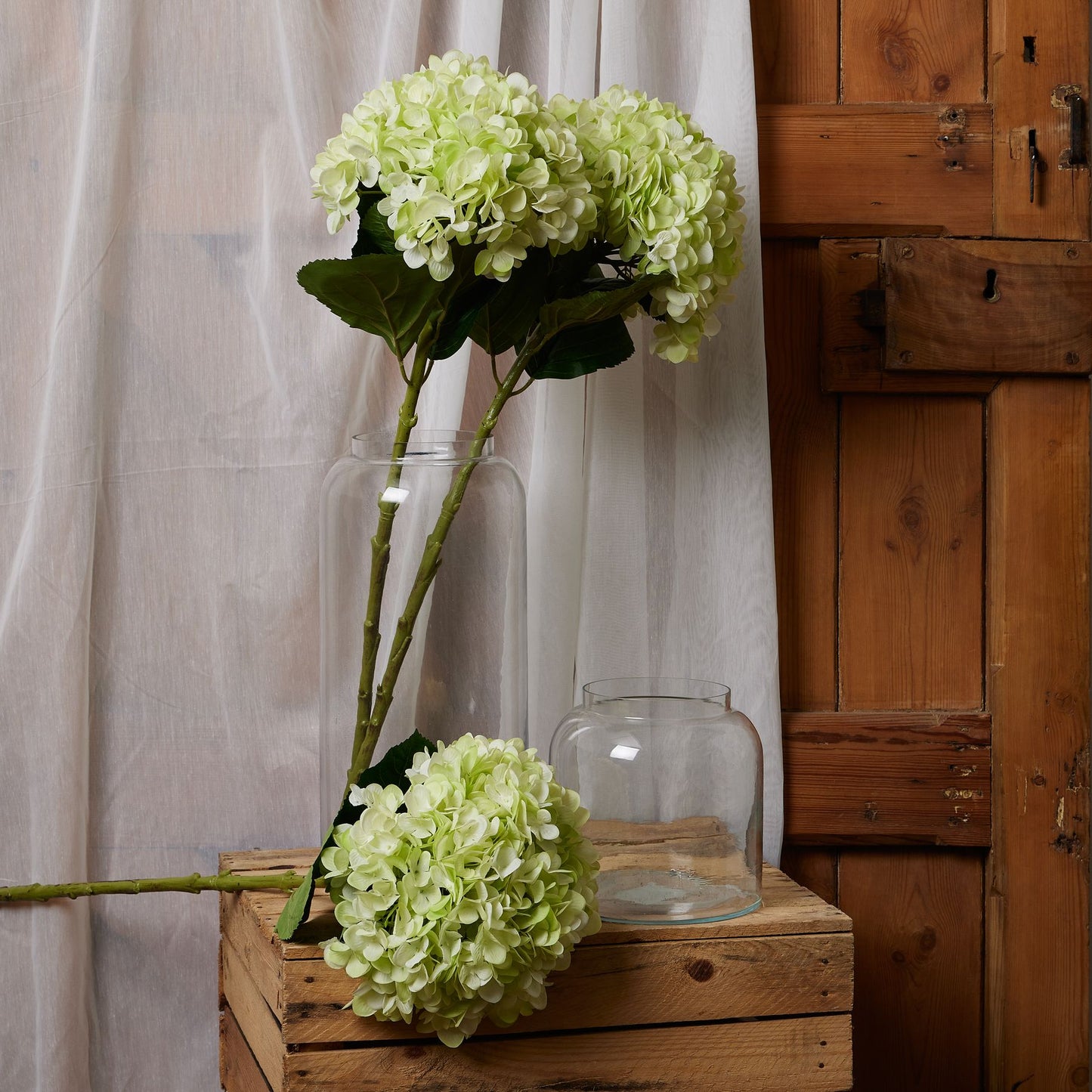 https://www.hill-interiors.com/images/giant/22730-b.jpg