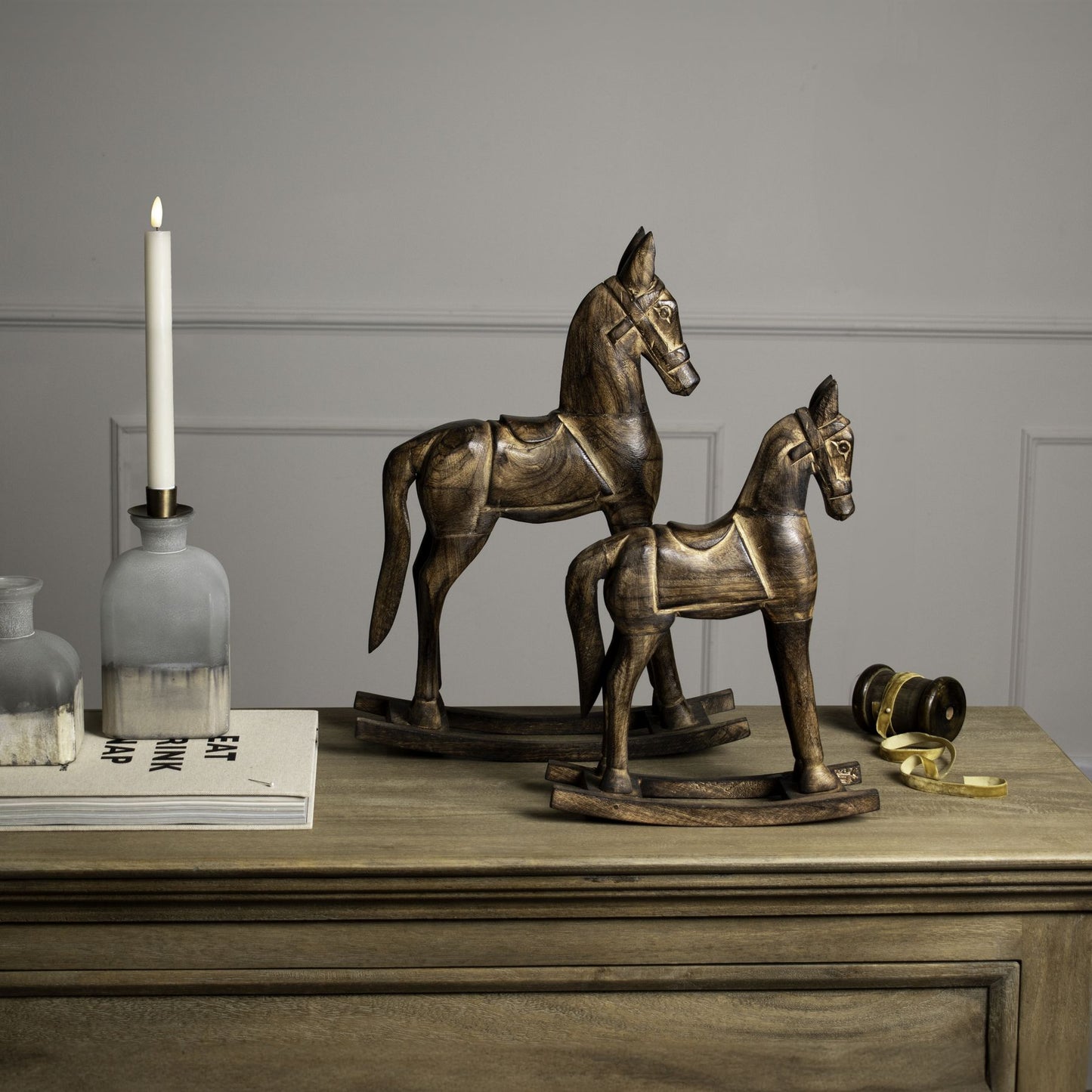 https://www.hill-interiors.com/images/giant/23510-c.jpg