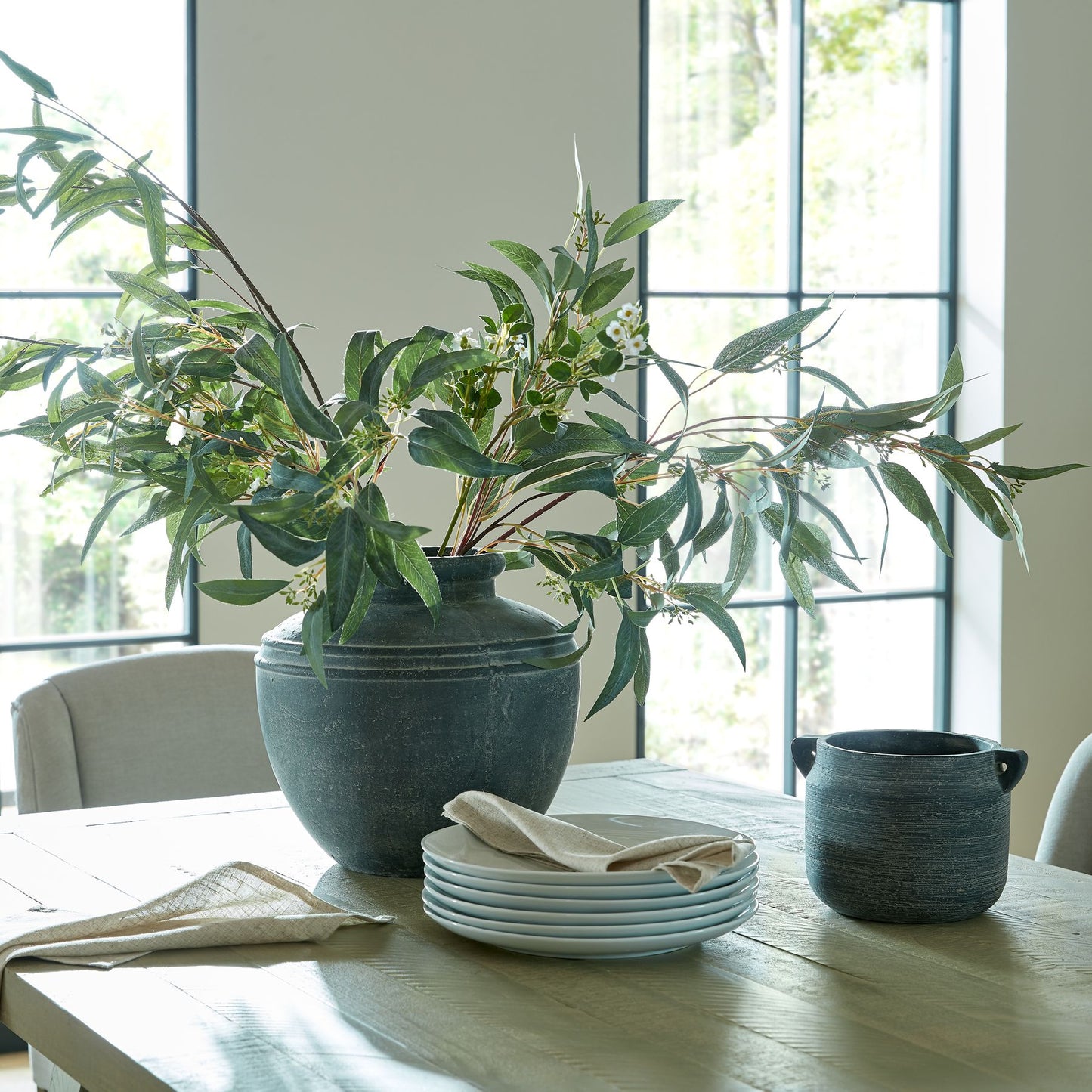 https://www.hill-interiors.com/images/giant/23639-d.jpg