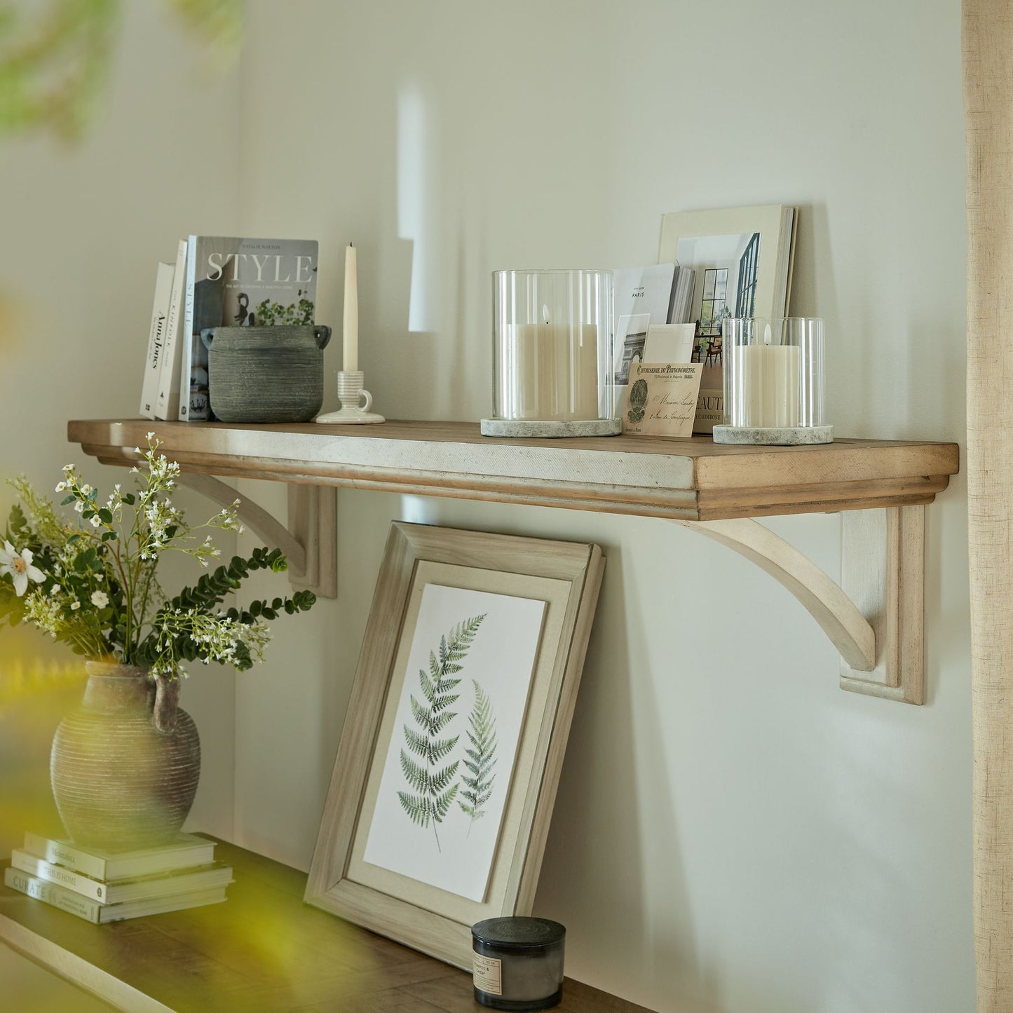 https://www.hill-interiors.com/images/giant/23649-b.jpg