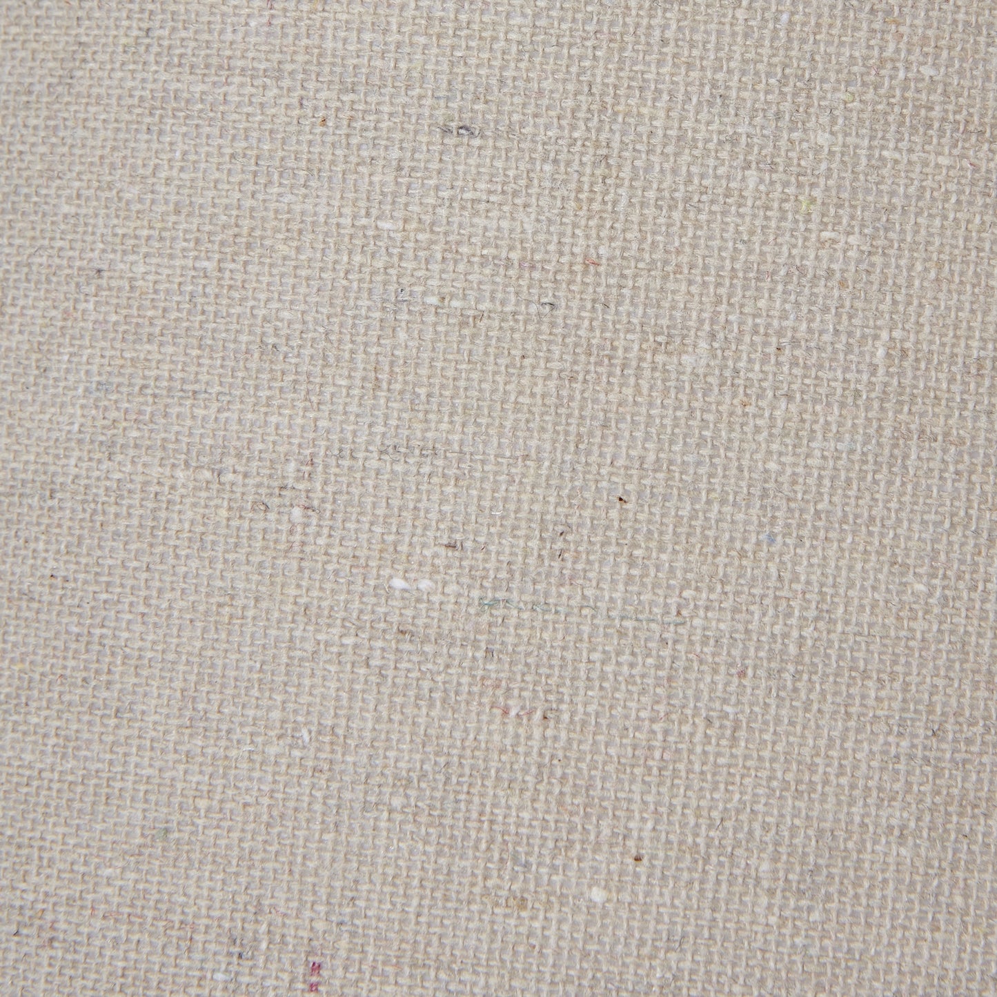 https://www.hill-interiors.com/images/giant/23886-b.jpg