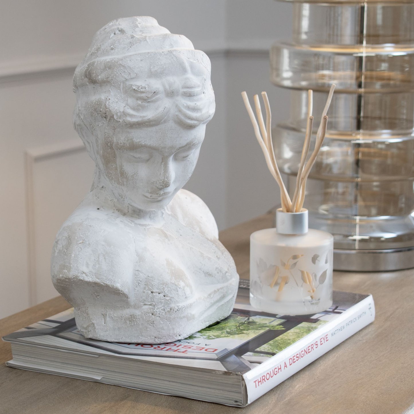 https://www.hill-interiors.com/images/giant/9031-c.jpg