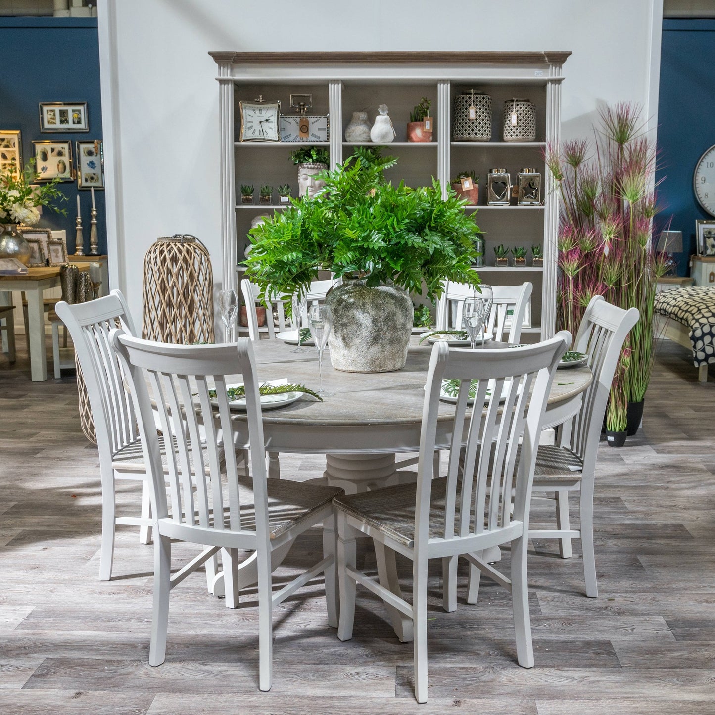 https://www.hill-interiors.com/images/giant/19417-c.jpg