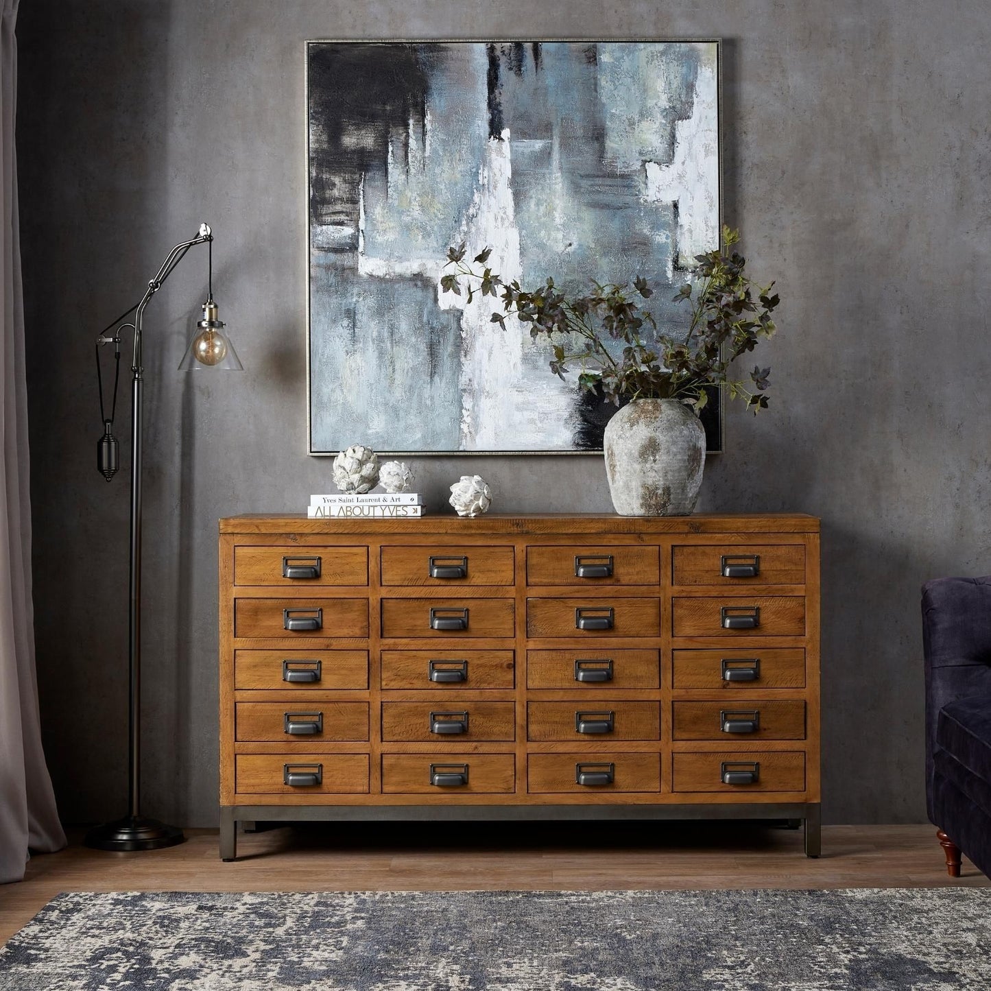 https://www.hill-interiors.com/images/giant/20792-b.jpg