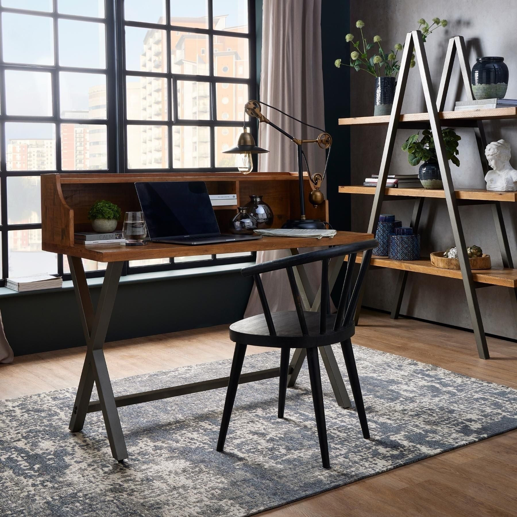 https://www.hill-interiors.com/images/giant/20905-b.jpg