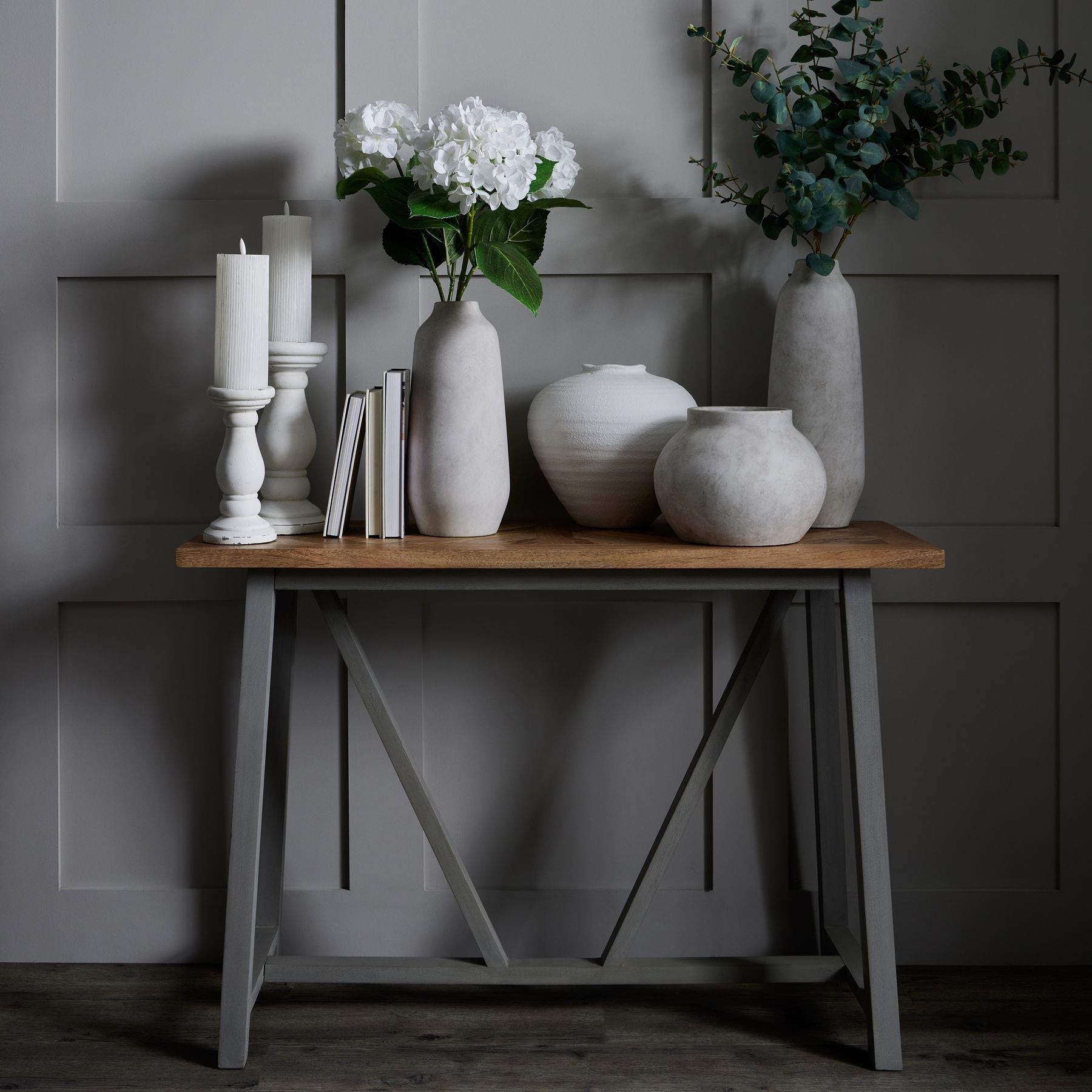 https://www.hill-interiors.com/images/giant/21362-c.jpg