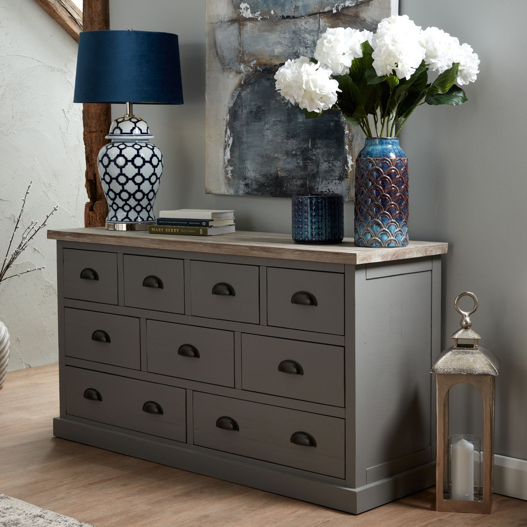 https://www.hill-interiors.com/images/giant/22066-b.jpg