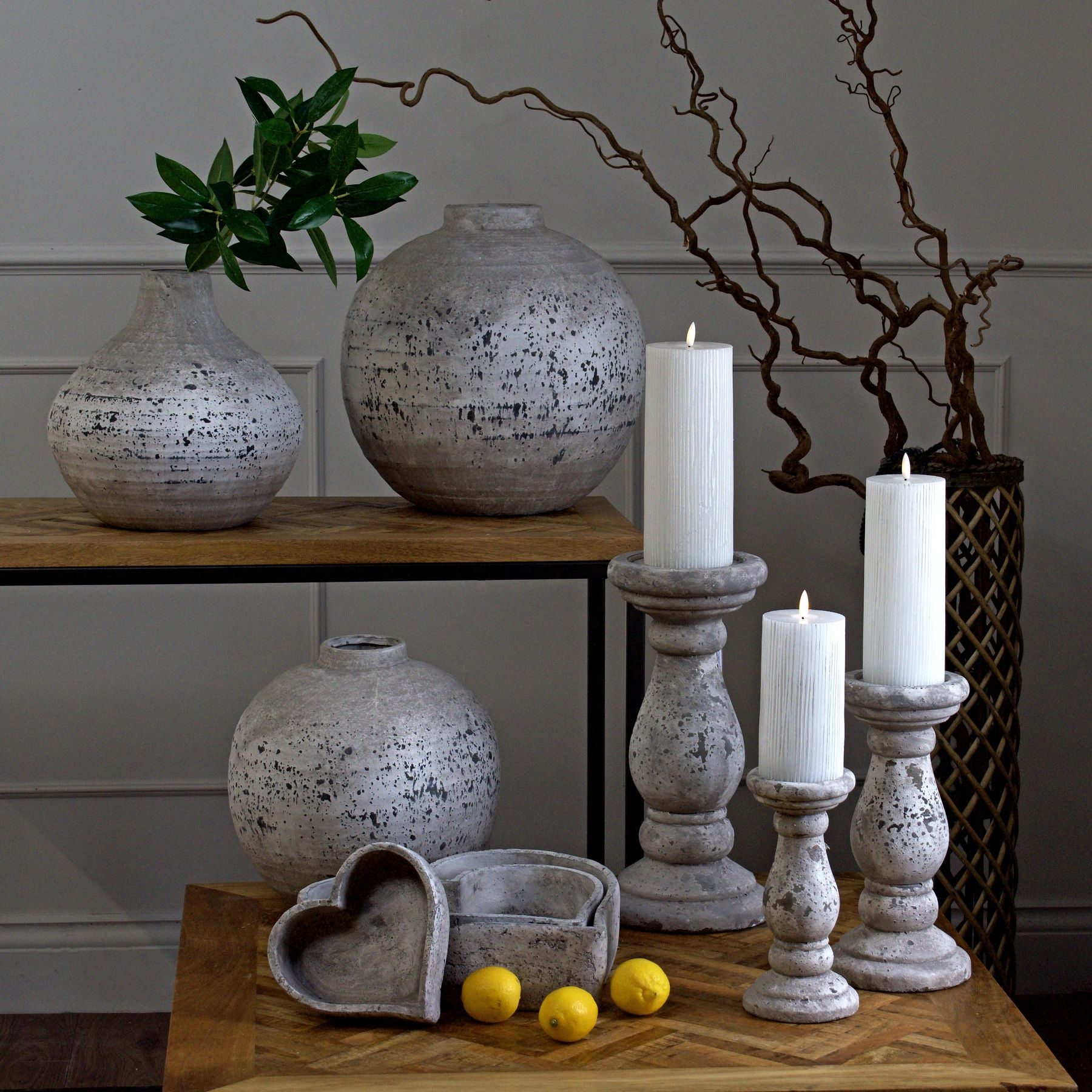 https://www.hill-interiors.com/images/giant/22262-b.jpg