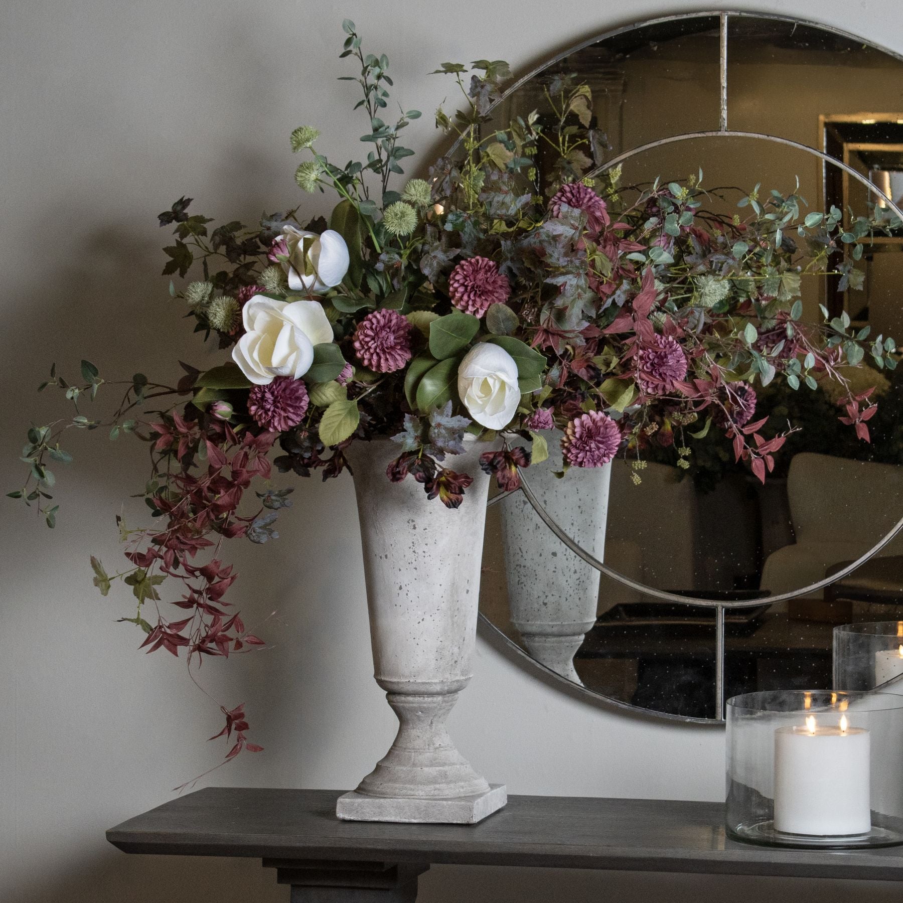 https://www.hill-interiors.com/images/giant/22982-b.jpg