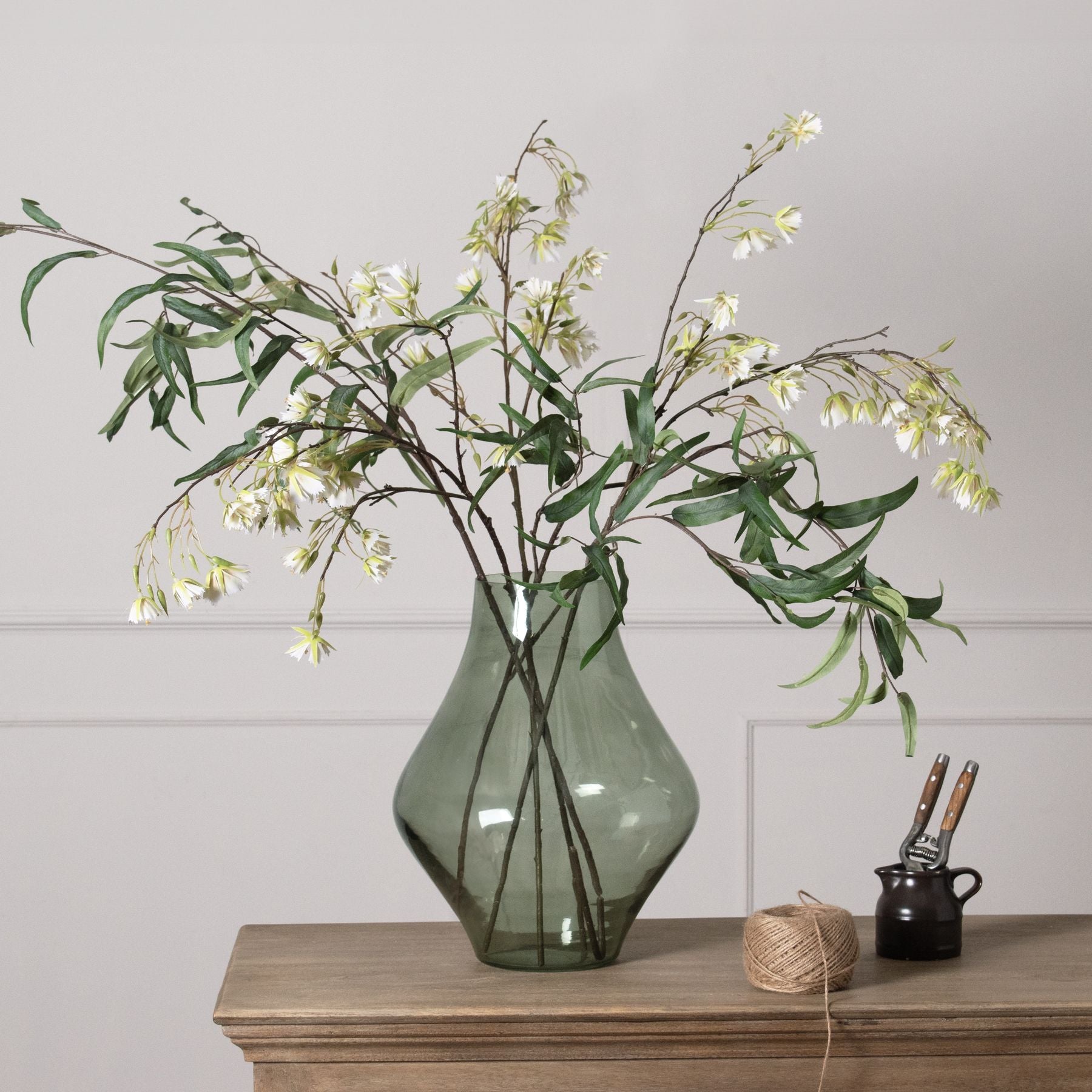 https://www.hill-interiors.com/images/giant/23098-c.jpg